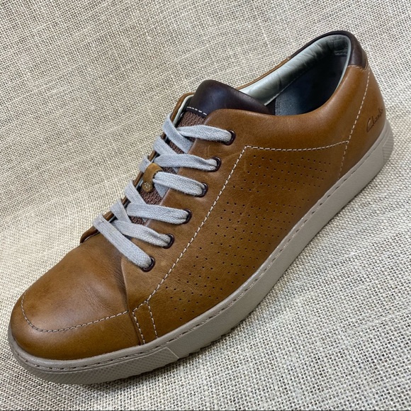 clarks newman bike toe oxfords